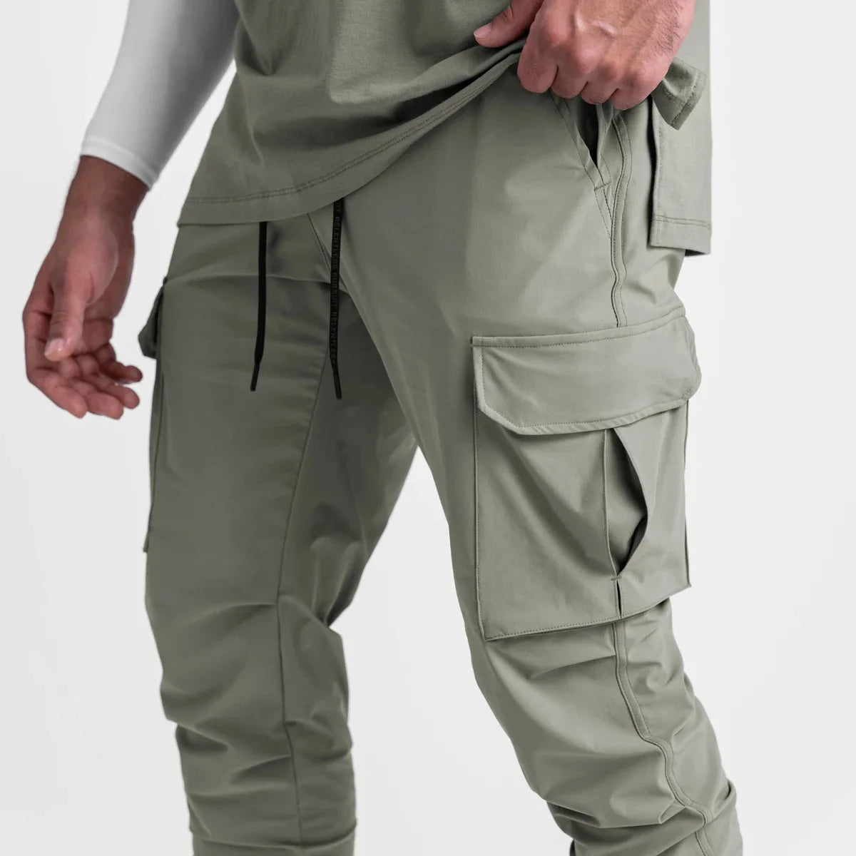 Nuevos pantalones deportivos de camuflaje para hombre, pantalones de fitness, pantalones de verano delgados, sueltos, de secado rápido, elásticos, pantalones de chándal para correr y entrenar.