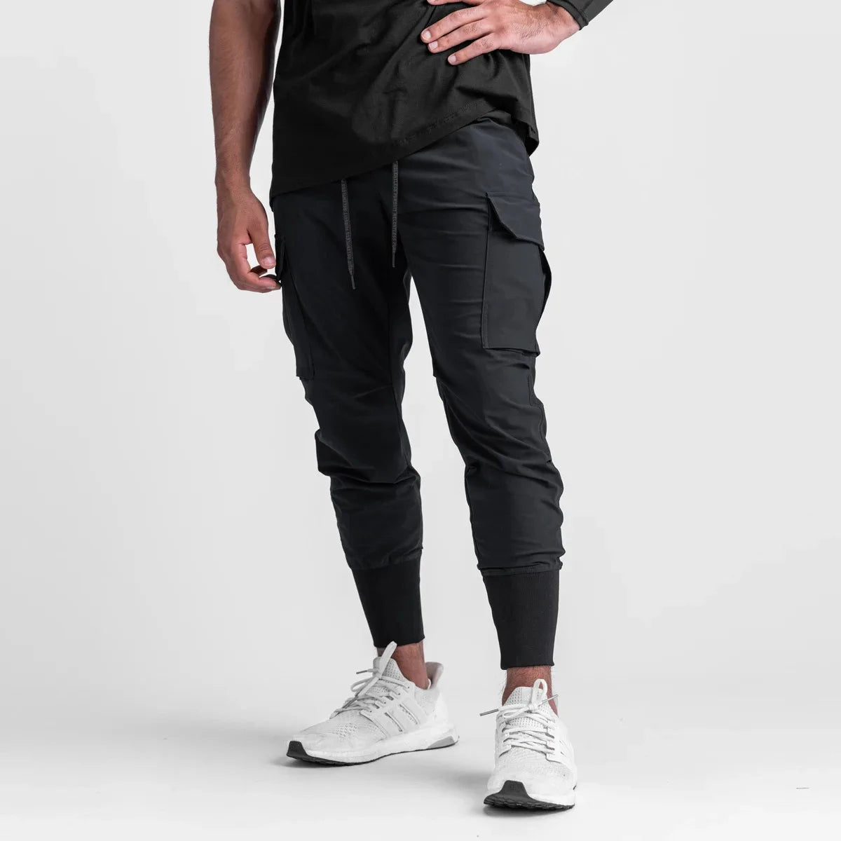 Nuevos pantalones deportivos de camuflaje para hombre, pantalones de fitness, pantalones de verano delgados, sueltos, de secado rápido, elásticos, pantalones de chándal para correr y entrenar.