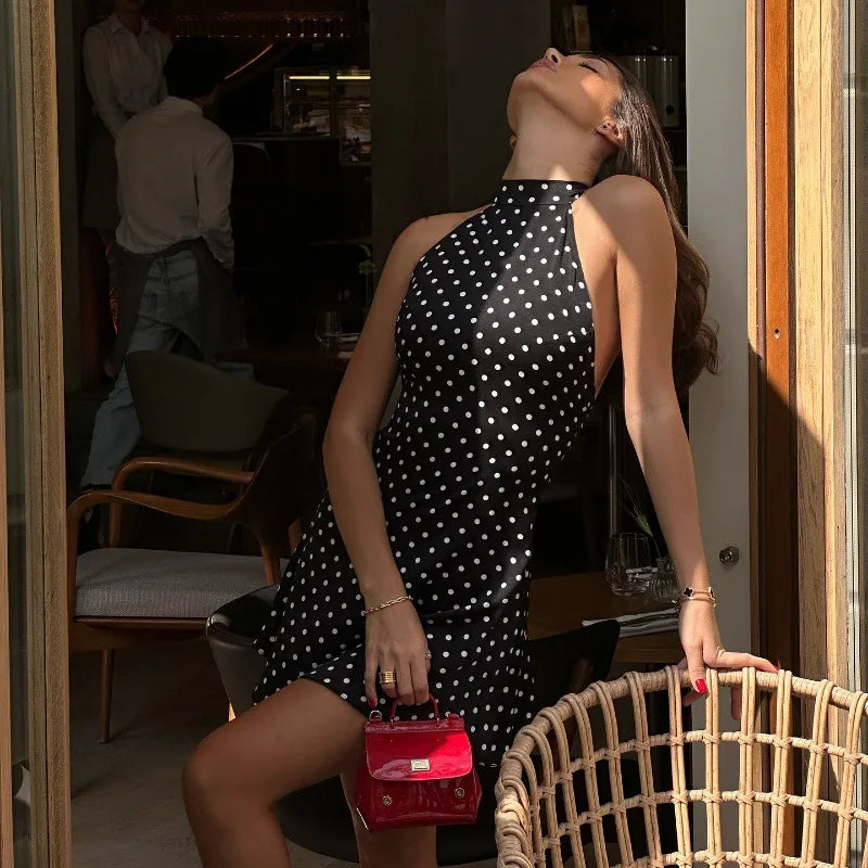 Elegante Vestido Mini de Puntos con Hombros Descubiertos para Mujer, Sin Mangas, Espalda Descubierta, Cintura Alta, Estilo Y2K, Moda de Verano, Vestido de Fiesta para Club