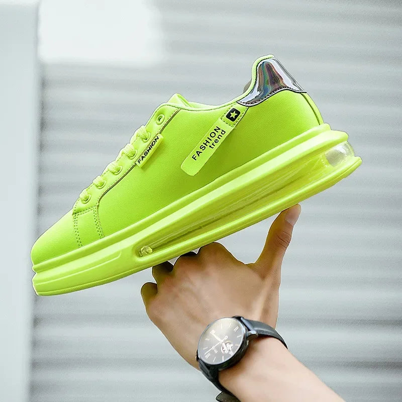 Zapatillas de deporte con plataforma para hombre, zapatos informales, nuevos zapatos suaves y cómodos de cuero Pu, zapatos planos de marca de tendencia, zapatos informales para hombre, Tenis nuevos