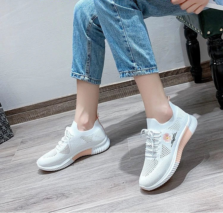 Zapatos deportivos para mujer, zapatillas deportivas informales, cómodas y elegantes, planas, bajas, bonitas, blancas, moda de éxito, tenis para mujer, verano 2025