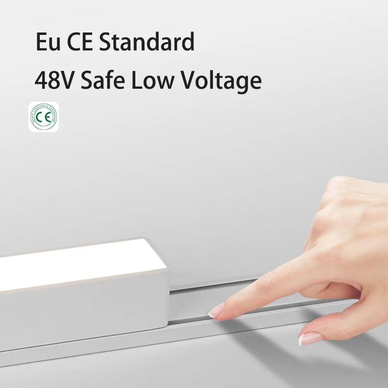 Sistema de luz de pista magnética de montaje en superficie de techo regulable Tuya Zigbee inteligente fino de 6MM lámpara delgada blanca y negra segura DC48V para el hogar