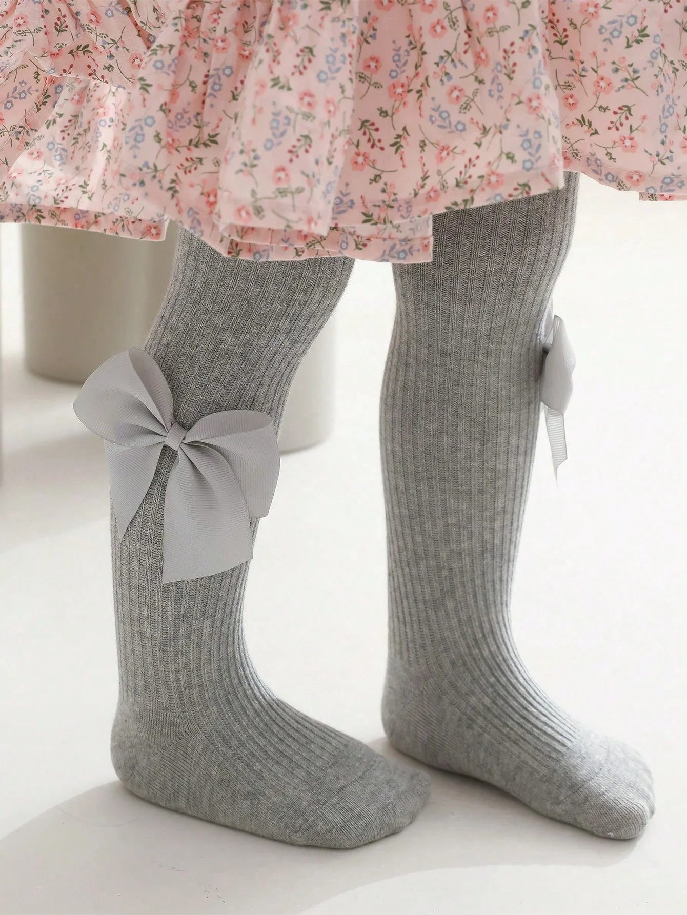Medias para niños de 0 a 16 años con lazos laterales, lindas mallas de punto a rayas para niñas, medias suaves, pantalones antideslizantes para niños pequeños