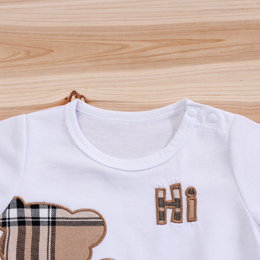 IURNXB-Conjunto de ropa para bebé, camisetas de manga corta + Pantalones cortos con estampado de oso a cuadros de dibujos animados, Tops bonitos para niños, pantalones, trajes informales de 3 a 24M, 2 uds.