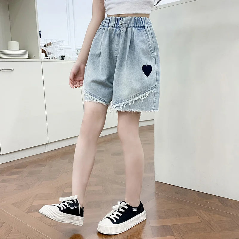 Pantalones cortos de verano a la moda para niñas, pantalones cortos vaqueros informales con corazón, pantalones vaqueros hasta la rodilla para niños de 5 6 7 8 9 10 11 12 13 14 años