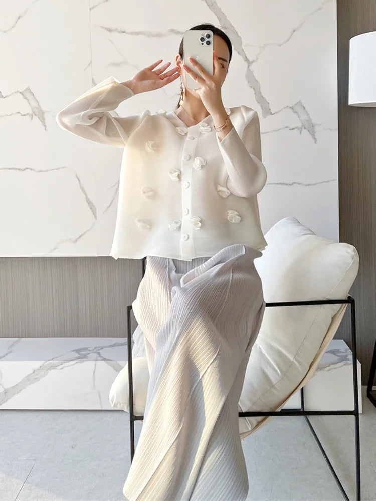 YUDX-abrigos cortos plisados para mujer, ropa de diseñador, cárdigan con botones blancos, apliques 3D, pétalos de concha, Primavera, 2022