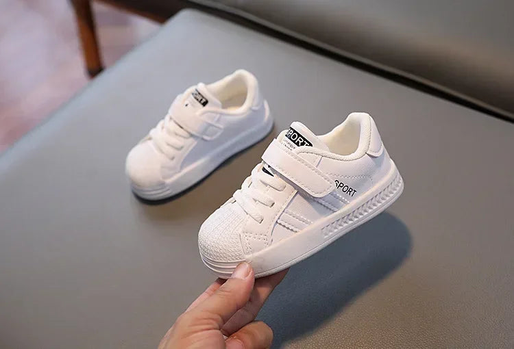 Zapatos informales para niños, zapatillas deportivas para niños, zapatillas de tenis transpirables, zapatos para bebés y niñas, zapatos planos blancos de moda de primavera para correr
