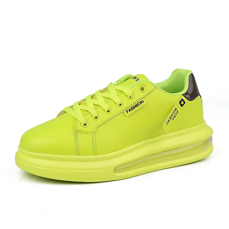 Zapatillas de deporte con plataforma para hombre, zapatos informales, nuevos zapatos suaves y cómodos de cuero Pu, zapatos planos de marca de tendencia, zapatos informales para hombre, Tenis nuevos