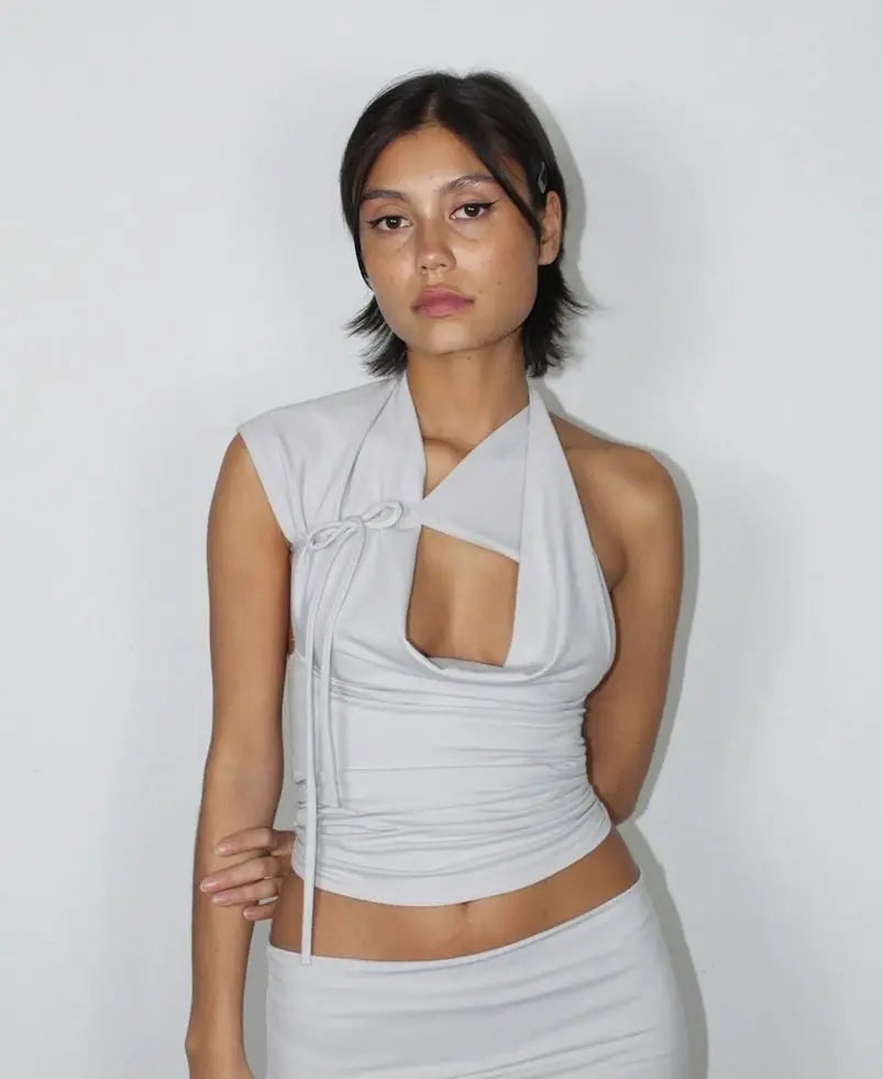 Camisetas sexis con cordones lisos para mujer, camisetas sin mangas con espalda descubierta y cuello Halter elegante, Top corto elástico Y2K para chica joven