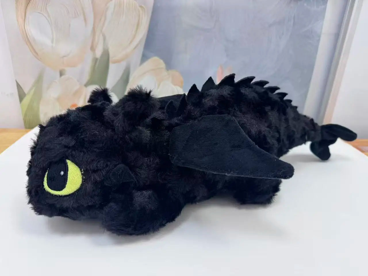 La última figura de peluche sin dientes en blanco y negro de Kawaii, un personaje de anime de dibujos animados, perfecto para regalos de cumpleaños para niños