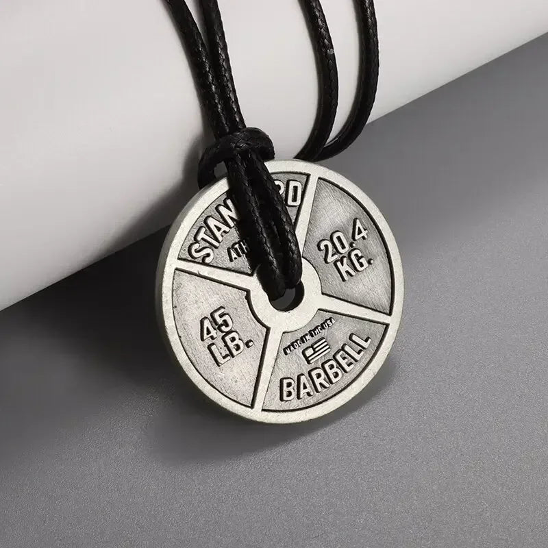 Colgante de mancuernas de levantamiento de pesas de acero inoxidable para hombre musculoso, collar de barra para culturismo, joyería deportiva para gimnasio para mujer