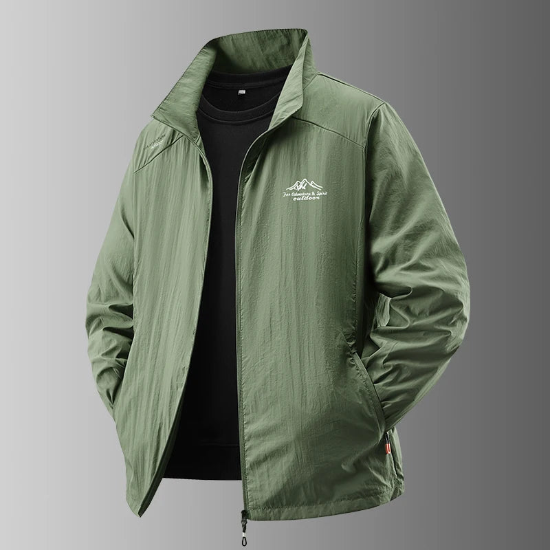 2025 Chaqueta de protección solar de verano para hombre, ultraligera, fina, agradable a la piel, transpirable, a prueba de rayos UV, abrigo protector solar de seda helada para pesca