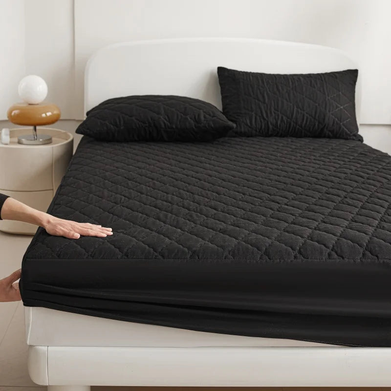 Protector de Colchón Acolchado Grueso Impermeable, Cubre Colchón Ajustable Queen/King, Protector de Cama (Sin Funda de Almohada)