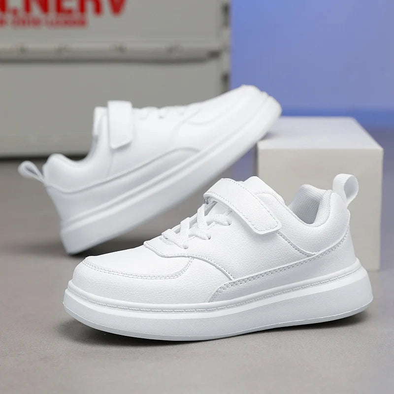 Zapatos Deportivos negros para niños, zapatos planos de cuero, zapatos blancos pequeños, Tenis deportivos ligeros para niñas