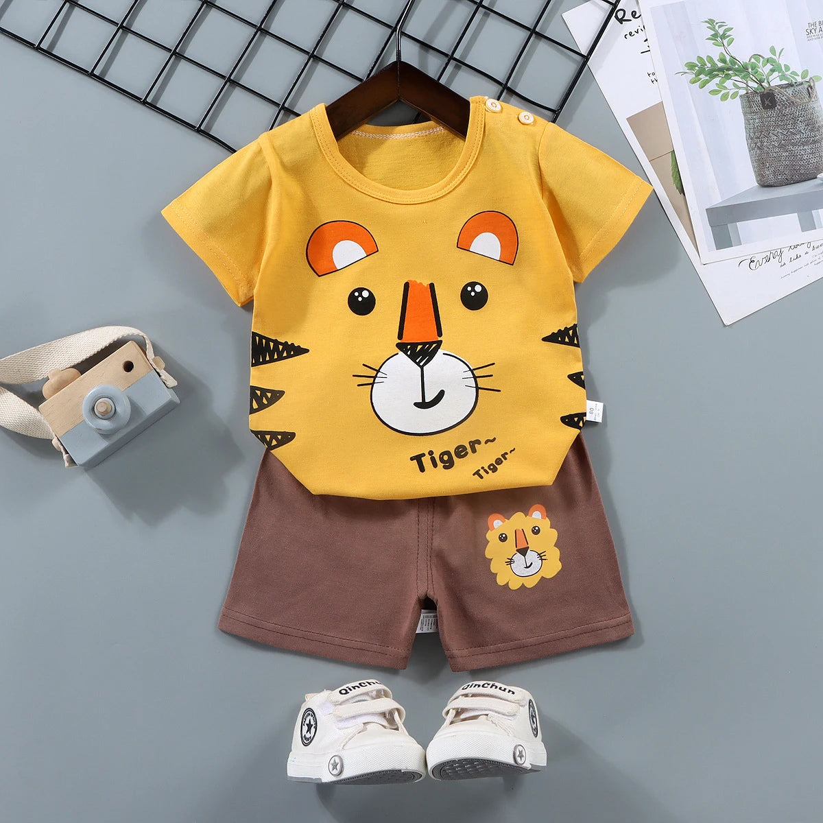 Conjuntos para niños, ropa para madres y niños, camiseta para niños y niñas, pantalones cortos, 2 uds., ropa de verano de algodón de manga corta para bebés, traje para niños pequeños