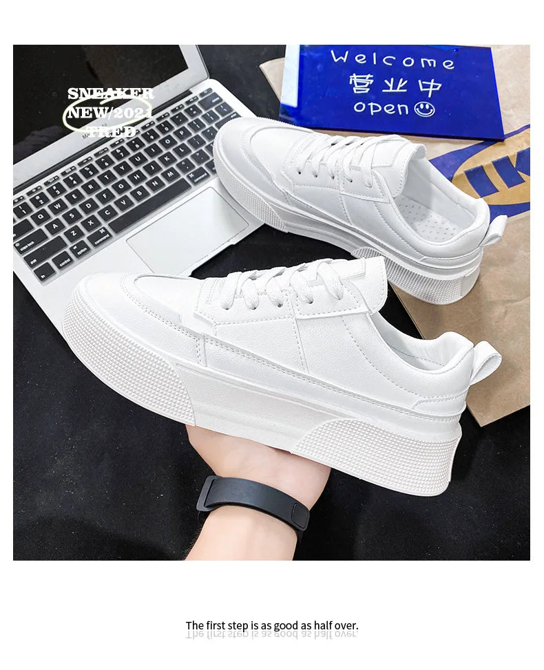 Zapatos blancos para hombre, zapatillas informales de cuero, zapatos de plataforma de tendencia, zapatos vulcanizados cómodos para hombre, Tenis masculinos blancos