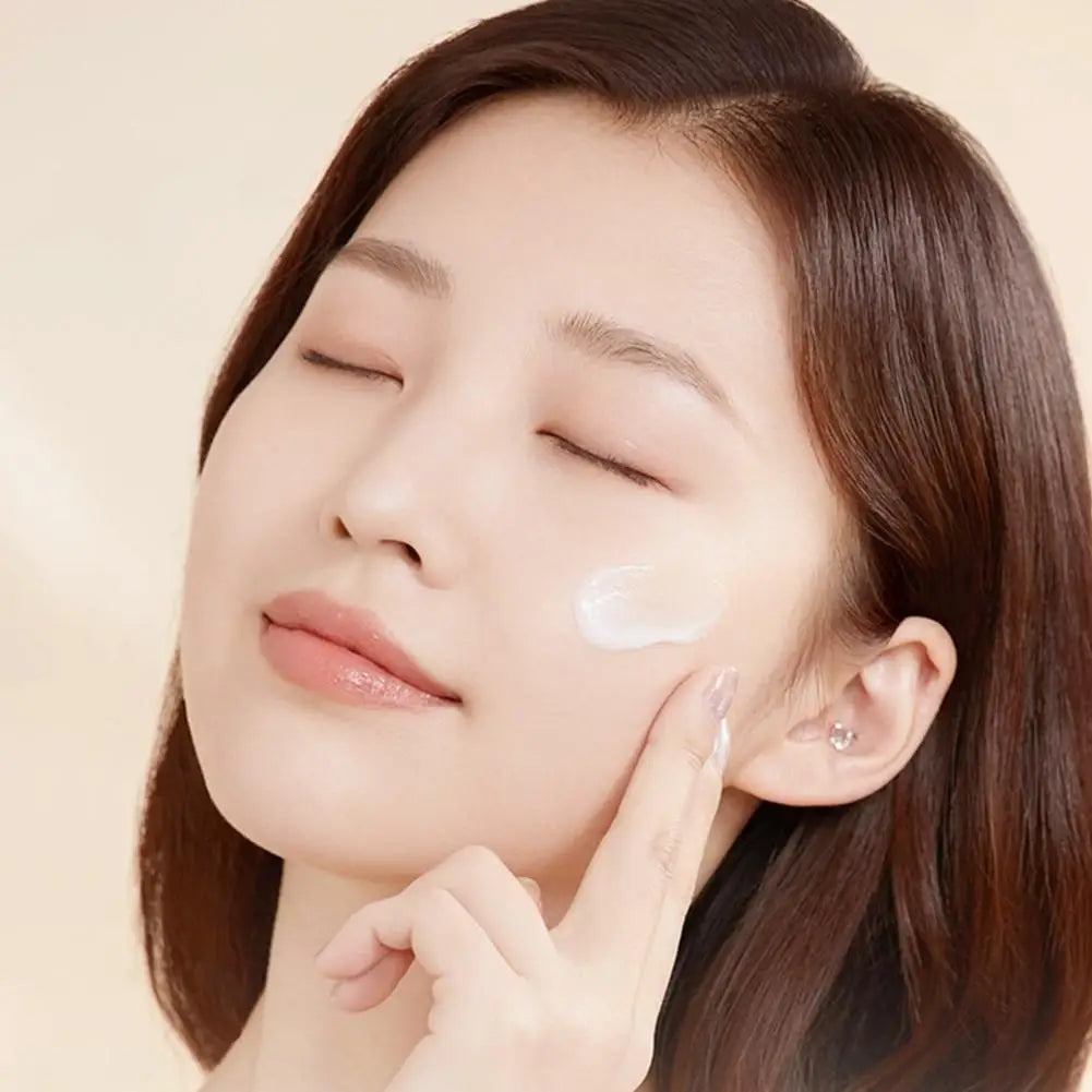 30g vitamina C crema de maquillaje corrector hidratante iluminar la piel Natural antienvejecimiento blanqueamiento cosméticos faciales crema Bb coreana