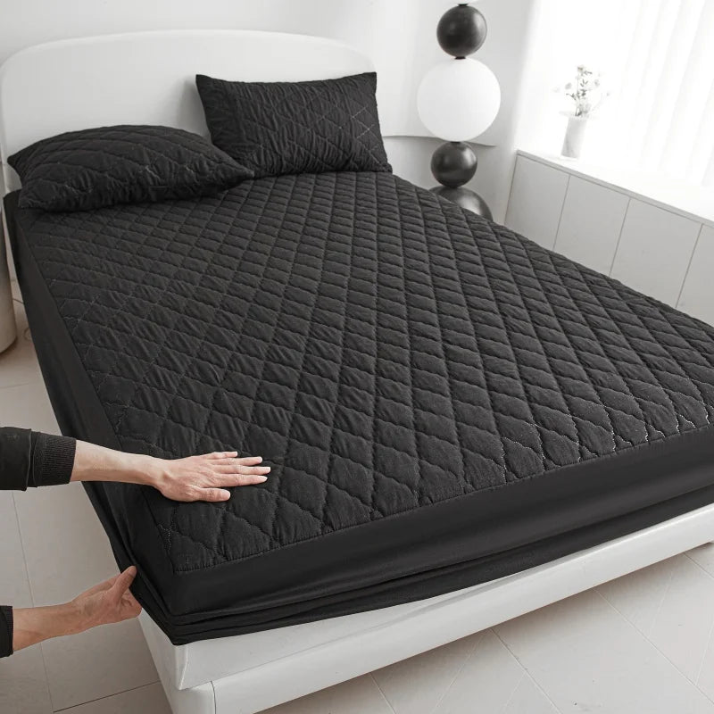 Protector de Colchón Acolchado Grueso Impermeable, Cubre Colchón Ajustable Queen/King, Protector de Cama (Sin Funda de Almohada)