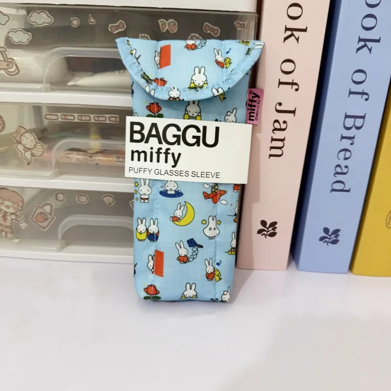 Bolsa de almacenamiento de gafas Kawaii Miffy, gafas de sol de conejo bonitas, bolsa protectora de gafas de sol de dibujos animados con atracción magnética, juguete de regalo
