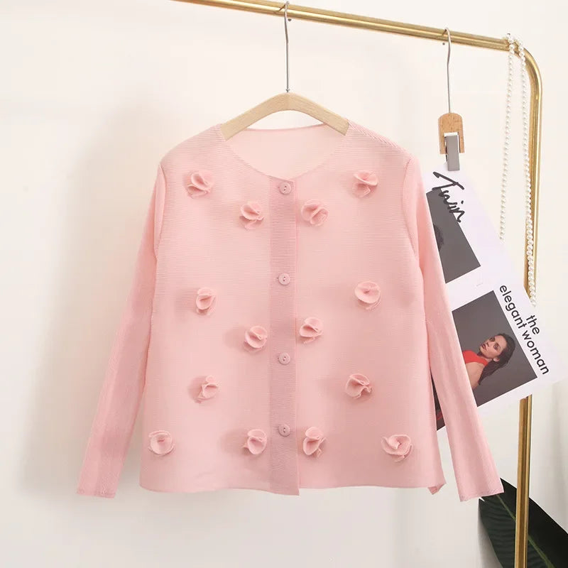 YUDX-abrigos cortos plisados para mujer, ropa de diseñador, cárdigan con botones blancos, apliques 3D, pétalos de concha, Primavera, 2022