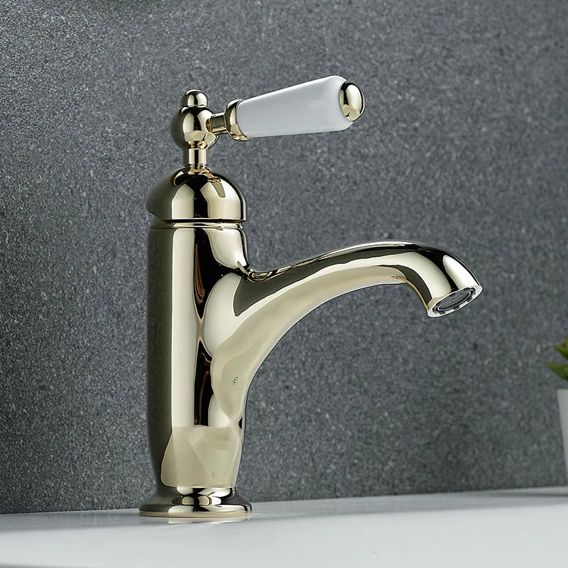 Grifo de lavabo de un solo mango de latón retro, grifo de lavabo con mango de cerámica perfecto para gabinetes de baño, mezcla de agua fría y caliente
