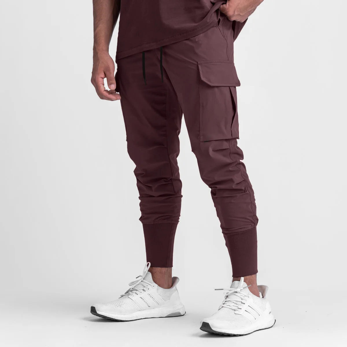 Nuevos pantalones deportivos de camuflaje para hombre, pantalones de fitness, pantalones de verano delgados, sueltos, de secado rápido, elásticos, pantalones de chándal para correr y entrenar.