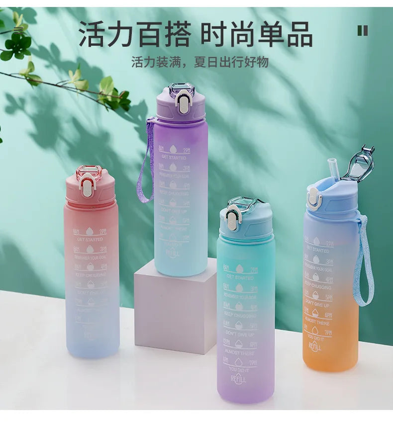 Botellas de agua con gradiente KPop Demon Hunters de 750 ml, vasos con pajita con letras de la A a la Z de Movie Girl, botella portátil de alta capacidad para exteriores