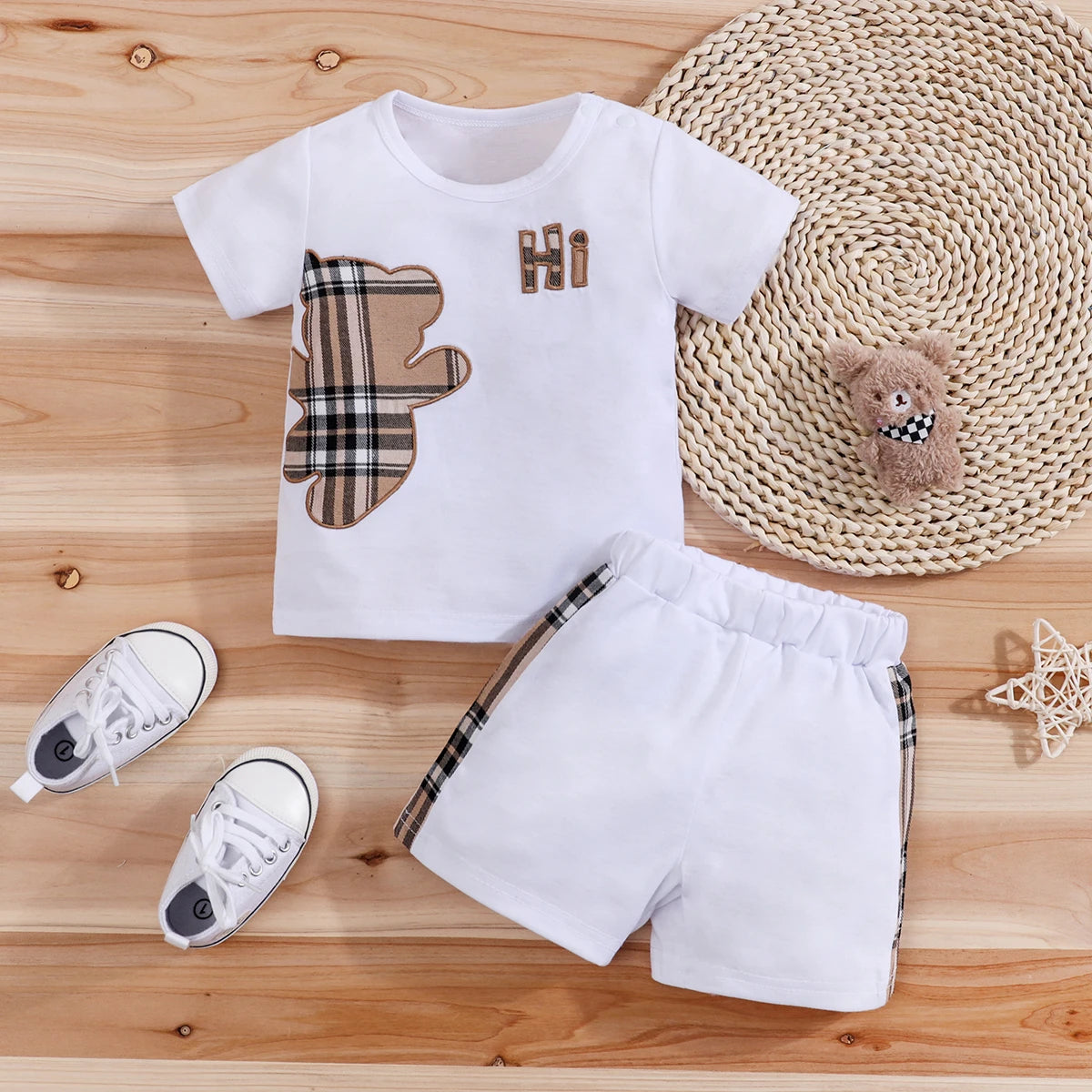 IURNXB-Conjunto de ropa para bebé, camisetas de manga corta + Pantalones cortos con estampado de oso a cuadros de dibujos animados, Tops bonitos para niños, pantalones, trajes informales de 3 a 24M, 2 uds.