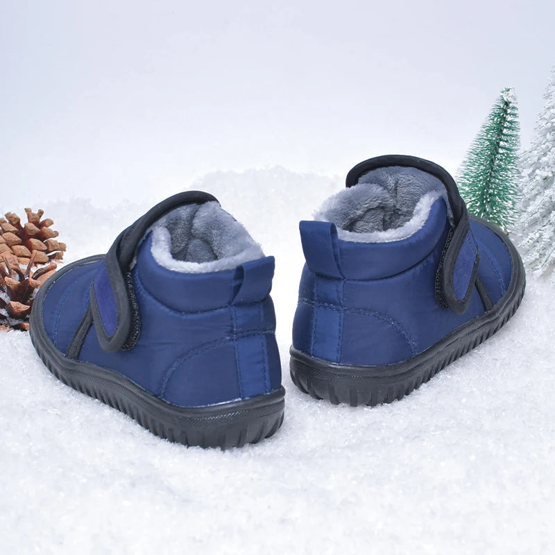 Botas cortas de nieve de invierno de felpa suave impermeables antideslizantes al aire libre duraderas de alta calidad para niños E8218
