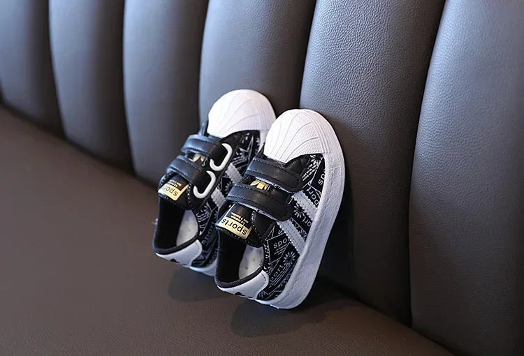 Zapatos infantiles para bebés, niñas y niños, zapatillas antideslizantes con parte inferior de goma suave, zapatos planos informales, talla 21-30