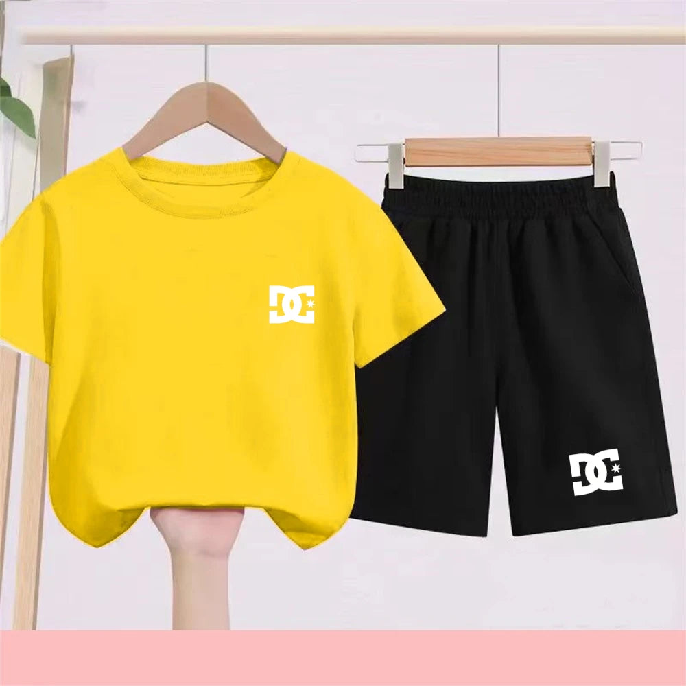 Ropa con letras para niños, camiseta de manga corta + pantalones cortos, ropa de verano fresca y encantadora, conjunto deportivo informal para niños y niñas de 3 a 12 años
