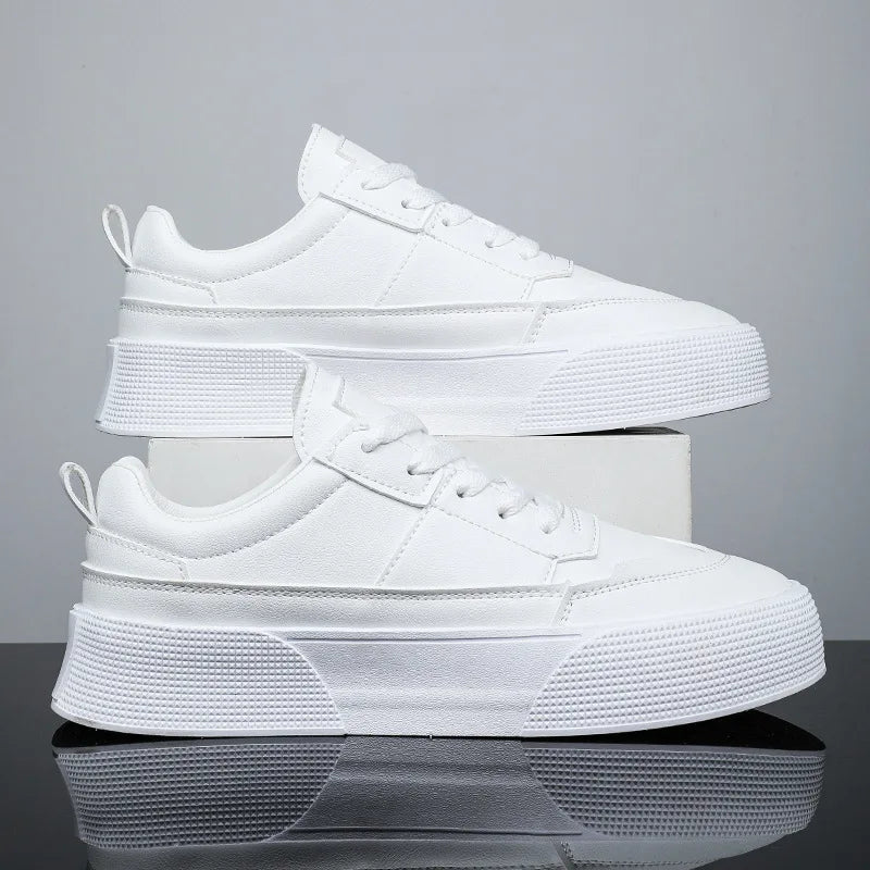 Zapatos blancos para hombre, zapatillas informales de cuero, zapatos de plataforma de tendencia, zapatos vulcanizados cómodos para hombre, Tenis masculinos blancos