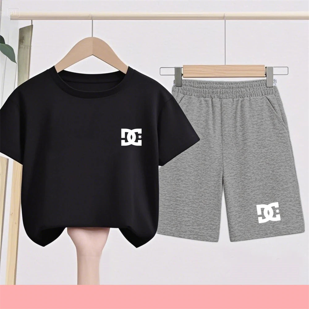 Ropa con letras para niños, camiseta de manga corta + pantalones cortos, ropa de verano fresca y encantadora, conjunto deportivo informal para niños y niñas de 3 a 12 años