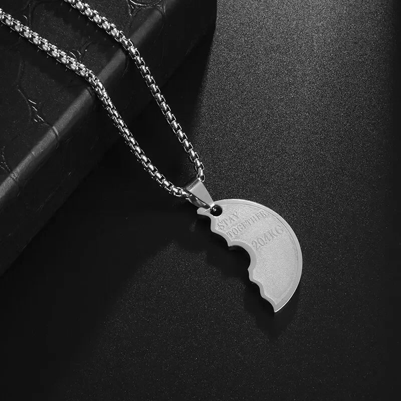 Colgante de mancuernas de levantamiento de pesas de acero inoxidable para hombre musculoso, collar de barra para culturismo, joyería deportiva para gimnasio para mujer