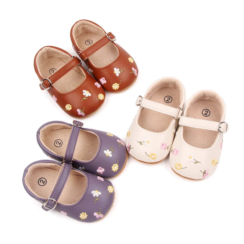 Sandalia de verano para bebé Estilo Mary Jane Linda flor bordada