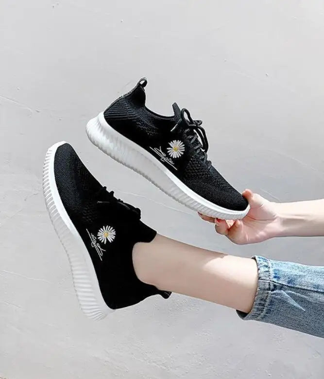 Zapatos deportivos para mujer, zapatillas deportivas informales, cómodas y elegantes, planas, bajas, bonitas, blancas, moda de éxito, tenis para mujer, verano 2025
