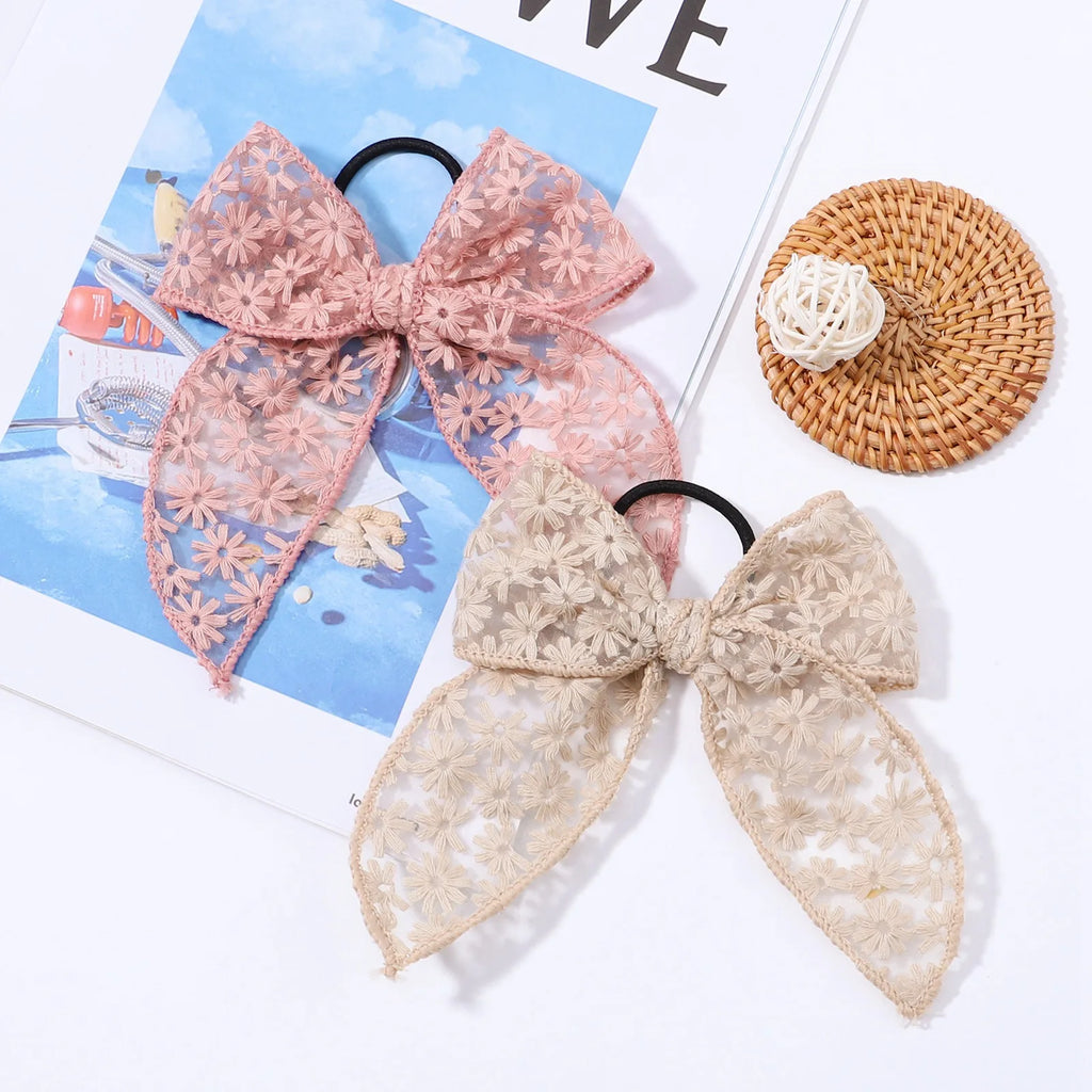 Diadema con lazos de flores bordados ahuecados, accesorios para el cabello para niños, tocado de encaje hecho a mano, tocado para niña, regalo