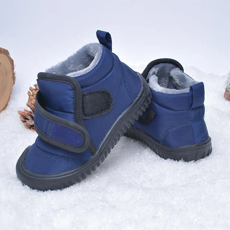 Botas cortas de nieve de invierno de felpa suave impermeables antideslizantes al aire libre duraderas de alta calidad para niños E8218